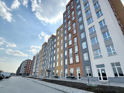 квартира за адресою Героїв Крут вул., 4