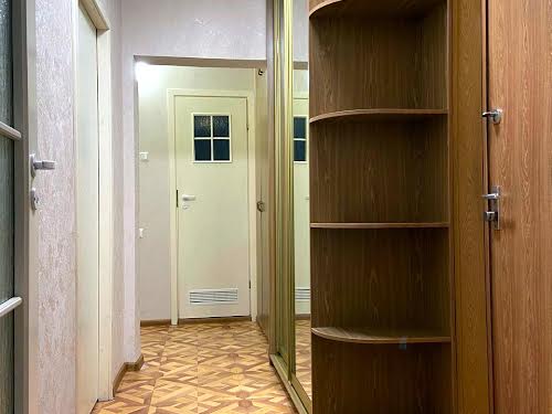 квартира за адресою Анни Ахматової вул., 17