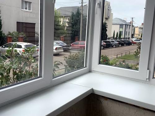 квартира за адресою Багряного Івана вул., 53
