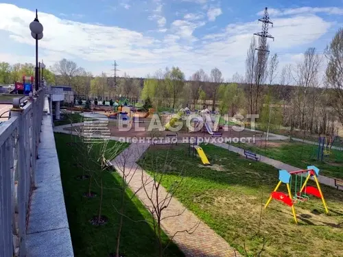 квартира за адресою Миколи Ушакова вул., 1-Б