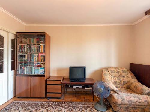 квартира за адресою Авіаконструктора Антонова вул., 7