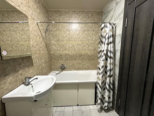 квартира по адресу Зеленая ул., 204г