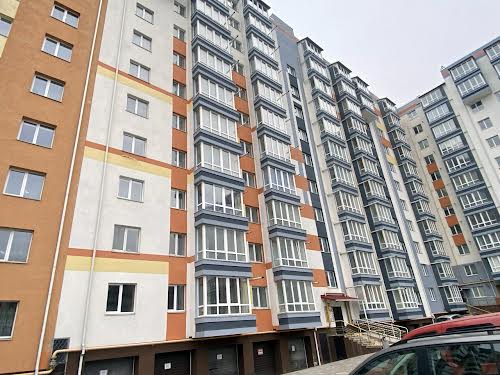 квартира по адресу Гайдамацкая ул. (Марфи Струтинської), 13-Б