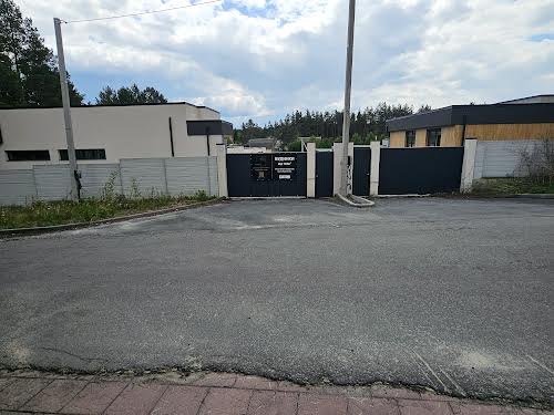 дом по адресу Озерна
