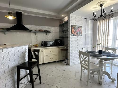 квартира за адресою Академіка Сахарова вул., 30