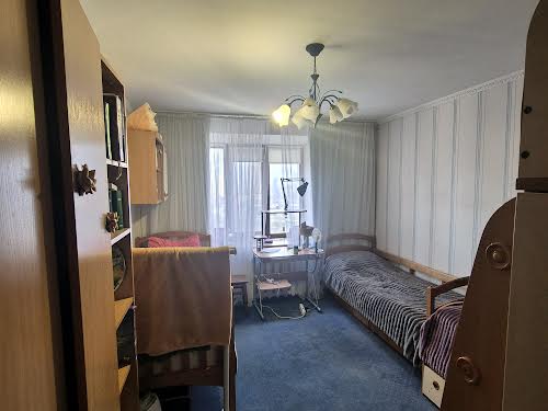 квартира за адресою Драгоманова вул., 44а