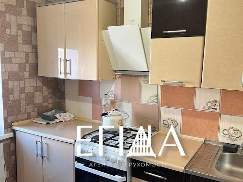 квартира за адресою Державності вул., 19