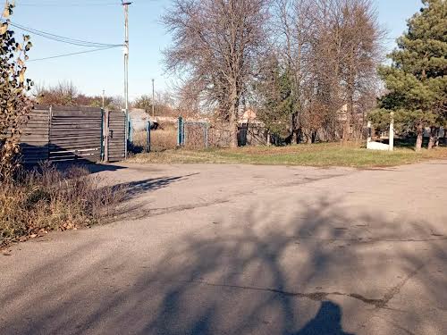 комерційна за адресою вул.Дзержинського, 64