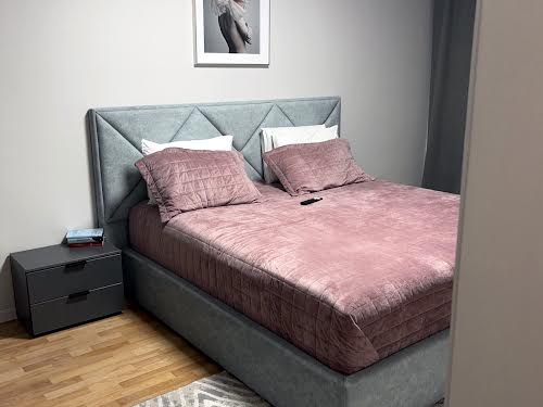 квартира за адресою Симиренка вул., 34а