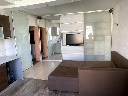 квартира за адресою Драгоманова, 6а