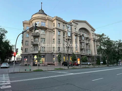 квартира за адресою Михайла Грушевського вул., 9