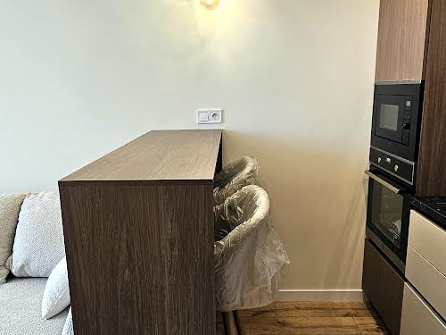 квартира за адресою Салютна вул., 2