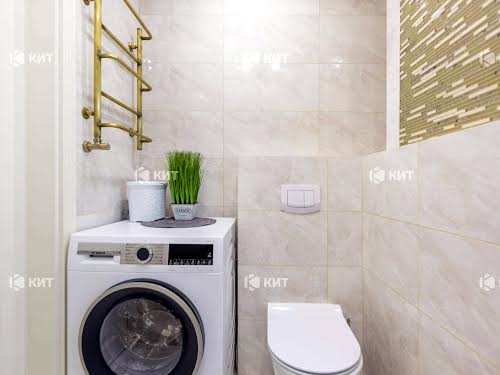 квартира за адресою Конституції пл., 20