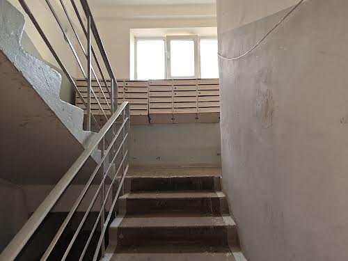квартира за адресою Дніпровська набережна вул., 7-А