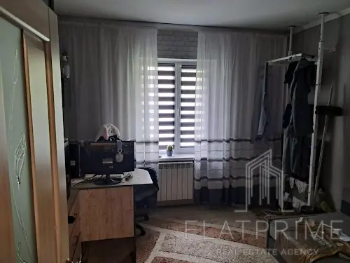 квартира за адресою Київ, Миколи Лаврухіна вул., 7