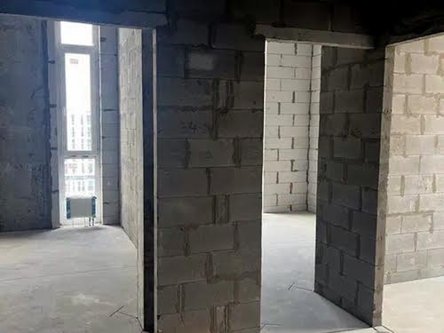 квартира по адресу Салютная ул., 2к18