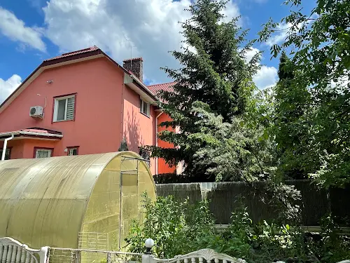 дом по адресу Деснянская ул.