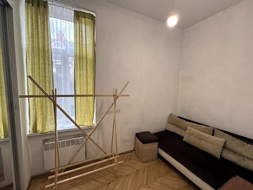 квартира за адресою Богдана Хмельницького вул., 72