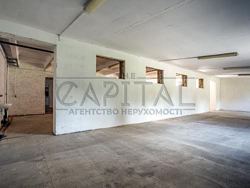 коммерческая по адресу шкільна, 1