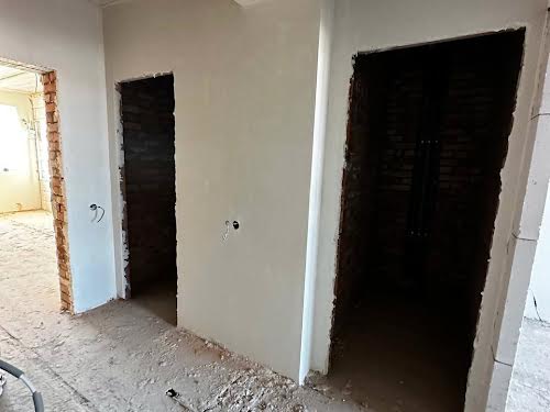 квартира за адресою Озерна вул., 16Б