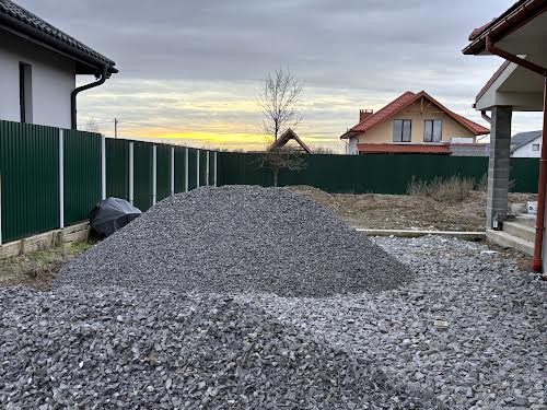 будинок за адресою с. Невицьке, Центральна