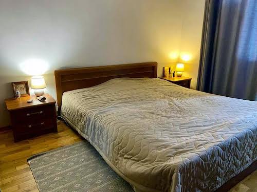 квартира за адресою Авраама Лінкольна вул., 3