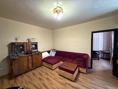 квартира за адресою Південна вул., 8