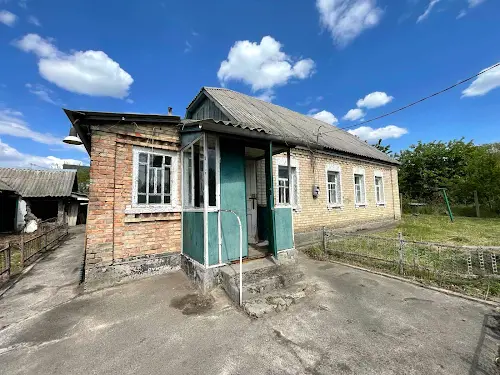 будинок за адресою учительська, 18