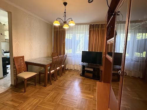 квартира за адресою Івана та Юрія Лип вул. (Гайдара), 17