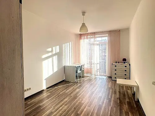 квартира за адресою Замковецька вул., 94