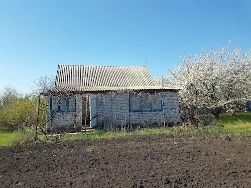 будинок за адресою с. Скотувате, вулиця Польова, 26