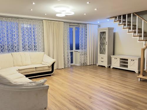 квартира за адресою Симоненка, 41