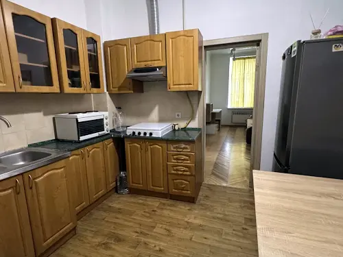 квартира за адресою Богдана Хмельницького вул., 72