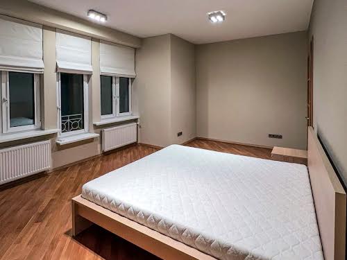квартира за адресою Олеся Гончара вул., 26