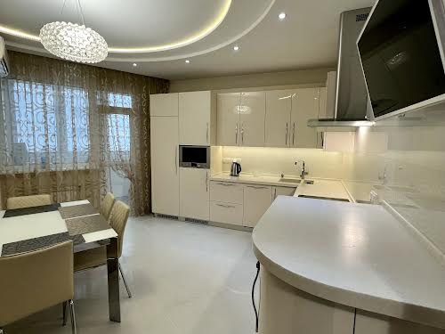 квартира за адресою Срібнокільська вул., 1