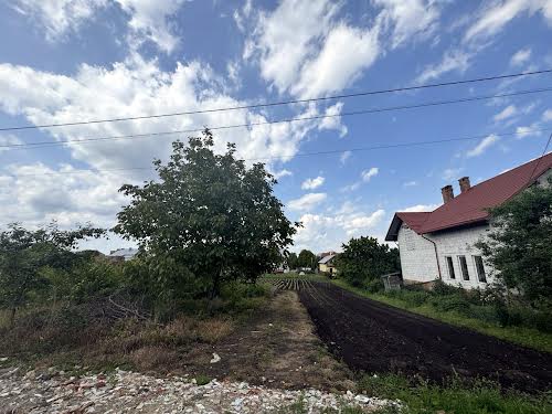 ділянка за адресою Стуса