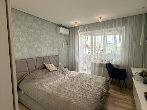 квартира за адресою Грушевського вул., 28