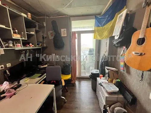 квартира за адресою Соборності просп. (Возз'єднання), 17
