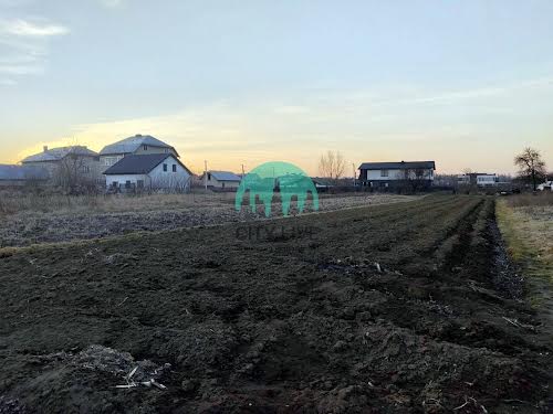 ділянка за адресою Лісова вул., 15