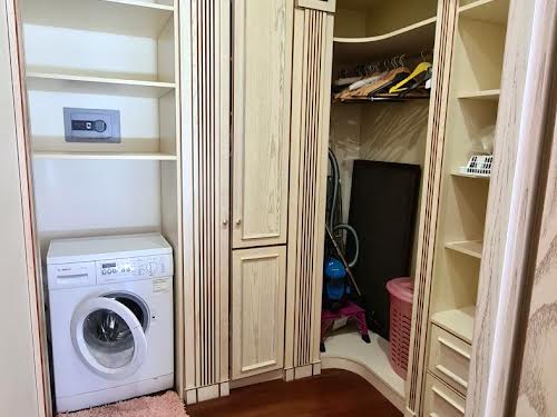 квартира за адресою Старонаводницька вул., 6-Б