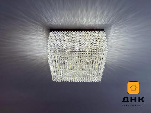 квартира за адресою Літературна вул., 1А