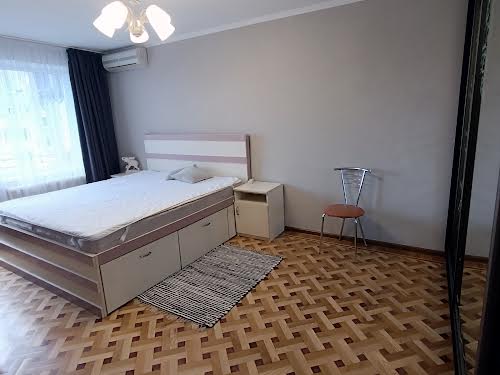 квартира за адресою Академіка Корольова вул., 28