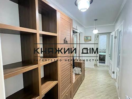 квартира за адресою Машинобудівна вул., 8