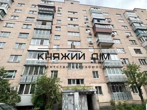 квартира за адресою Машинобудівна вул., 8