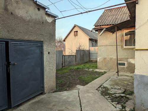 будинок за адресою с. Руське Поле, Лазівська, 83