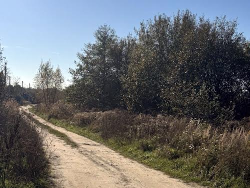 участок по адресу Яворівська
