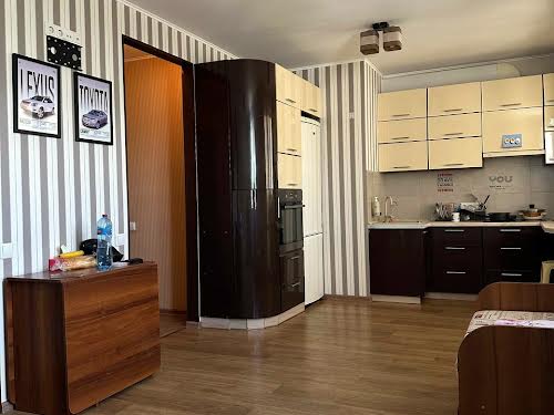квартира за адресою Шота Руставелі вул., 9