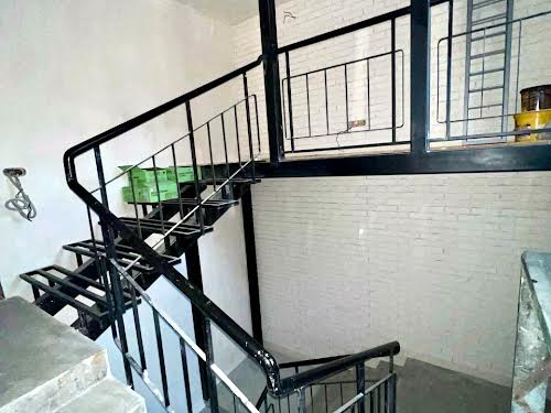коммерческая по адресу Вишгородська, 45