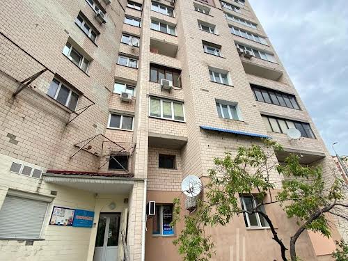 коммерческая по адресу Владимира Ивасюка просп. (Героїв Сталінграду), 20