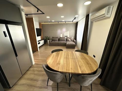 квартира за адресою Павленківська пл., 3Б